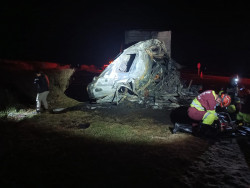 Acidente entre duas carretas deixa dois mortos na BR-163