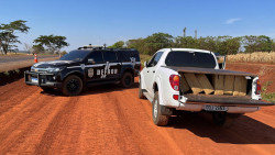 Dupla foge da Defron e abandona Triton com 395 quilos de maconha