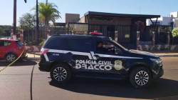 A maioria do armamento foi apreendida na sede da Federal Armas, na Avenida Hayel Bon Faker (Foto: Adilson Domingos)