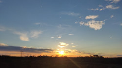 MS tem segunda-feira com previsão de tempo quente e seco