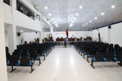 Em “casa nova”, Câmara faz três sessões nesta semana