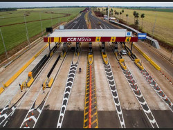 Praça Rio Brilhante, na BR-163, em Mato Grosso do Sul (Foto: Chico Ribeiro)