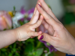 No Brasil, 11 milhões de mulheres criam sozinhas os filhos