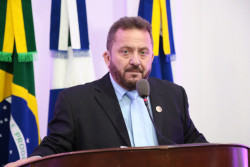 Aprovado projeto de Laudir que evita golpes contra idosos