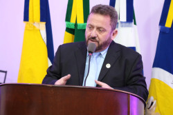 Laudir volta a cobrar reforma de ponto de mototáxi em frente à rodoviária