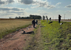 Acidente entre Fiat Uno e caminhão deixa três mortos na MS-386