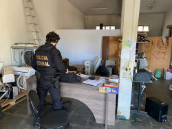 PF desmonta contrabando através de empresa de transporte de carga